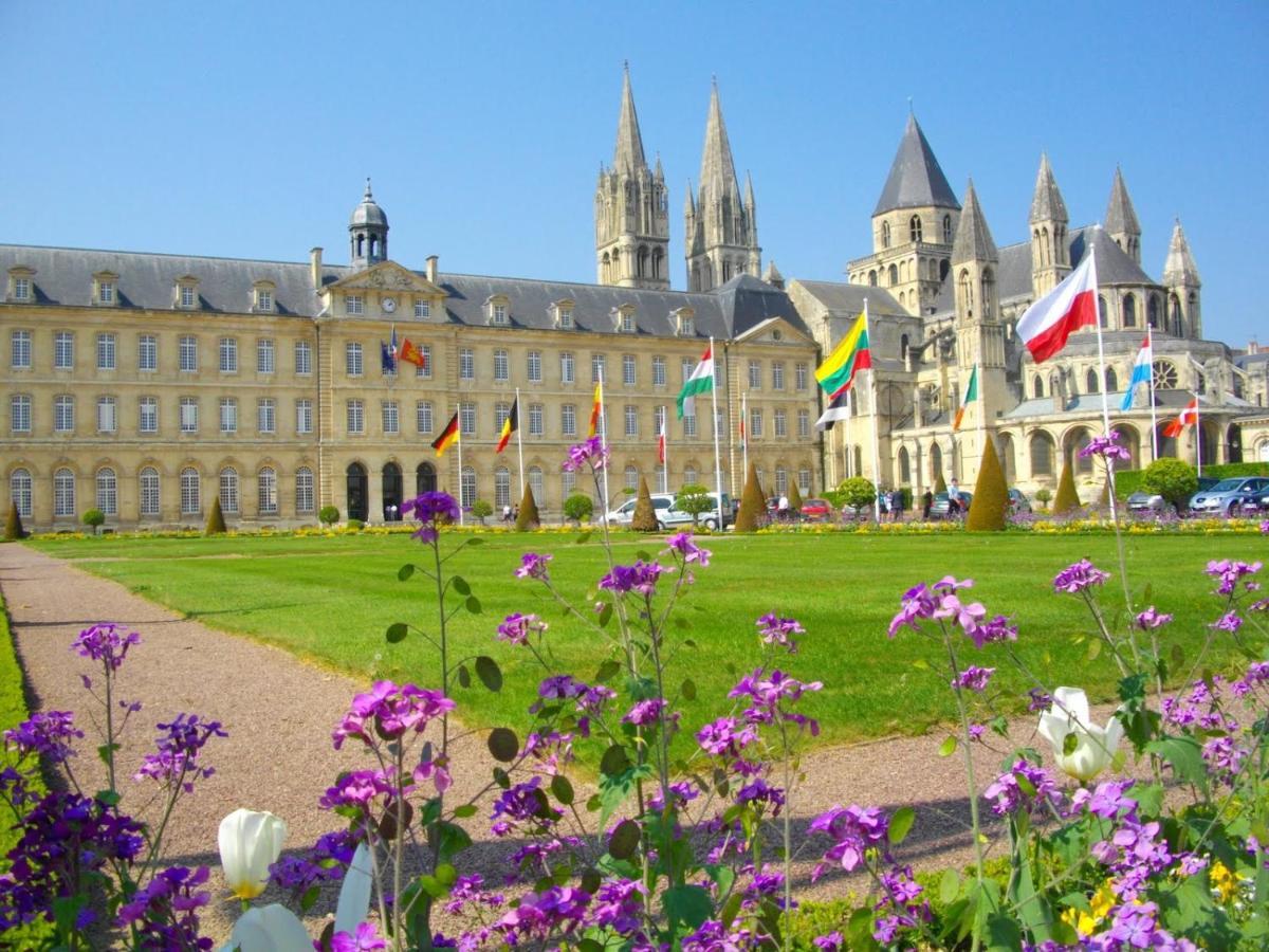 Un Chalet A Caen Exterior foto